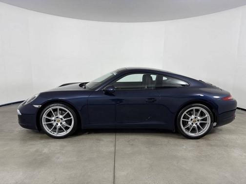 Dark Blue Metallic 2016 Porsche 911