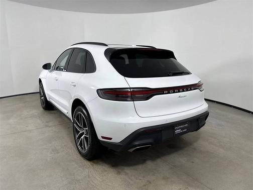 2025 Porsche Macan 