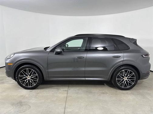 2025 Porsche Cayenne 