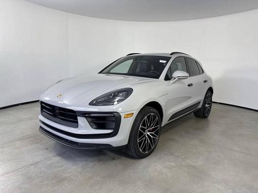 Chalk 2023 Porsche Macan