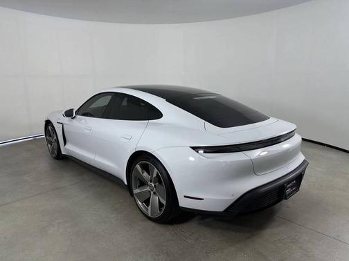 Carrara White Metallic 2021 Porsche Taycan