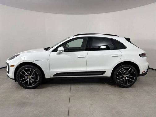 2024 Porsche Macan 