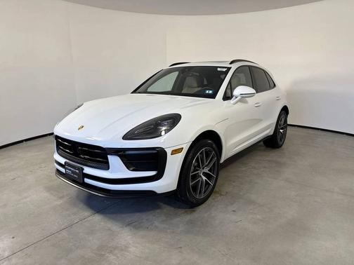2025 Porsche Macan 