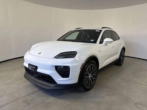 2025 Porsche Macan 