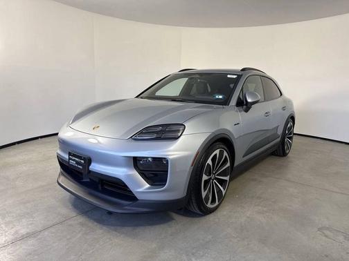 2025 Porsche Macan 
