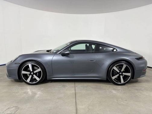 2025 Porsche 911 