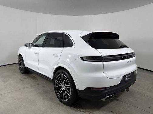 2025 Porsche Cayenne 