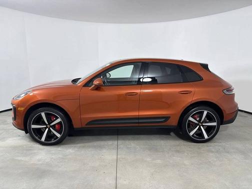 2023 Porsche Macan 