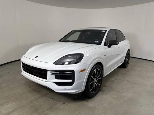 2025 Porsche Cayenne 