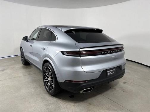 2025 Porsche Cayenne 