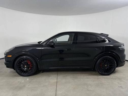 Chromitblack Metallic 2023 Porsche Cayenne
