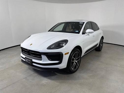 2025 Porsche Macan 