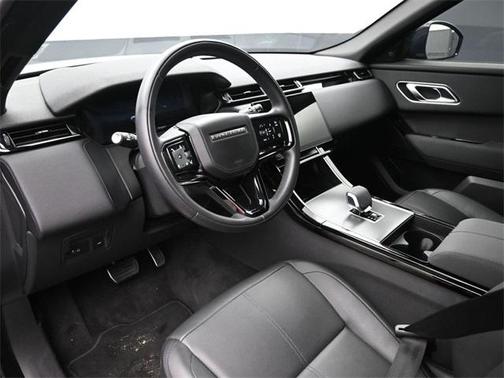 2025 Land Rover Range Rover Velar P250 Dynamic SE