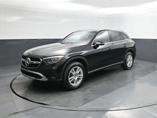 Black 2026 Mercedes-Benz GLC 300 Base