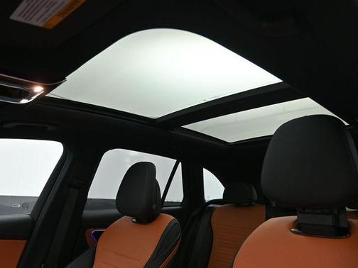 2026 Mercedes-Benz GLC 300 Base