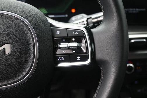 Glacial White Pearl 2024 Kia Sorento S