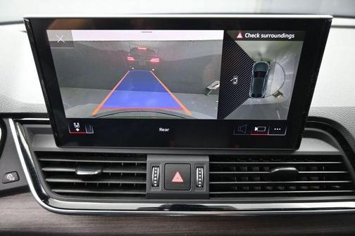 District Green Metallic 2021 Audi Q5 40 Premium Plus