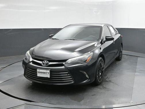 Midnight Black Metallic 2017 Toyota Camry LE
