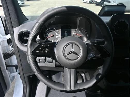 2025 Mercedes-Benz Sprinter 2500 High Roof