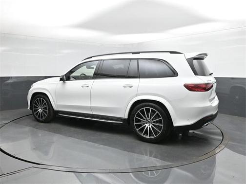 2026 Mercedes-Benz GLS 450 