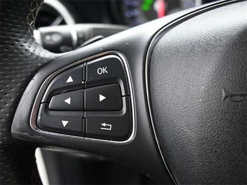 2015 Mercedes-Benz CLA-Class 250