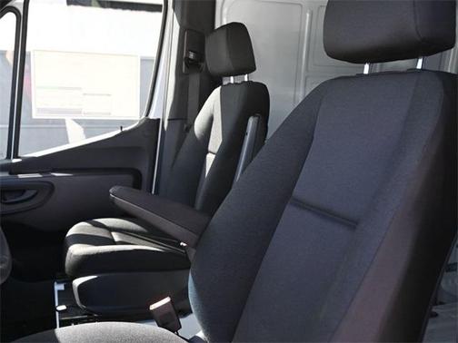 2025 Mercedes-Benz Sprinter 2500 170 WB High Roof Extended Cargo