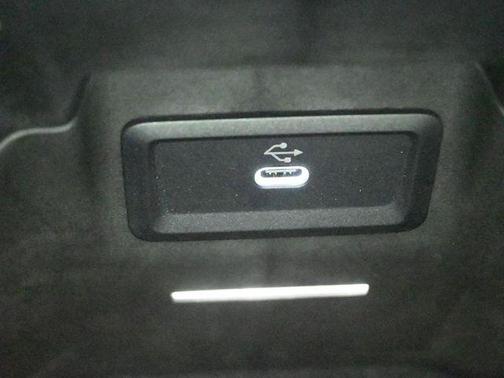 2026 Mercedes-Benz GLC 300 Base