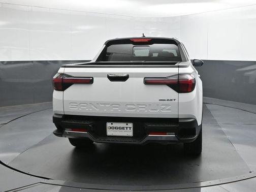 White 2025 Hyundai SANTA CRUZ Limited