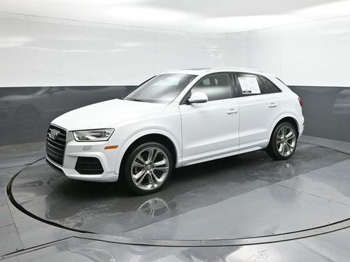 Glacier White Metallic 2016 Audi Q3 2.0T Premium Plus