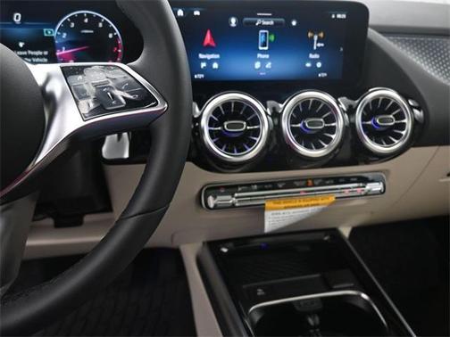 2025 Mercedes-Benz GLA 250 Base