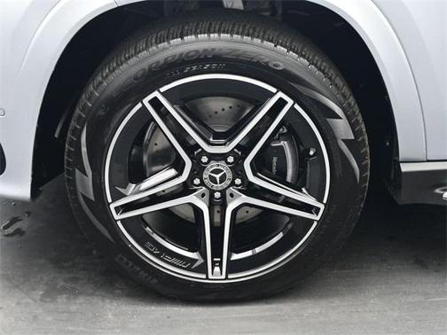 2026 Mercedes-Benz GLS 450 