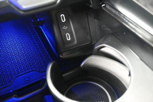 Cirrus Silver Metallic 2026 Mercedes-Benz GLC 300 Base