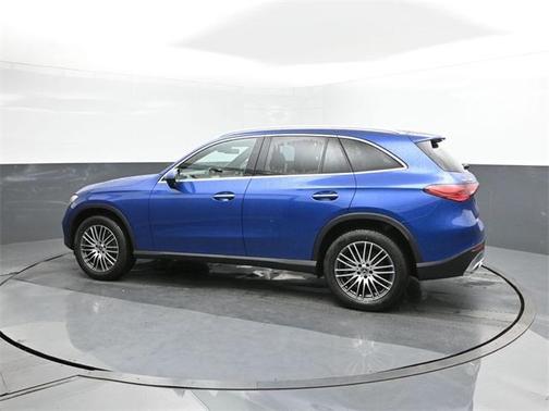 2025 Mercedes-Benz GLC 300 Base