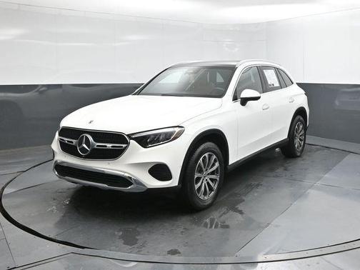 White 2024 Mercedes-Benz GLC 300 Base