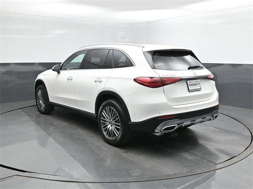 2026 Mercedes-Benz GLC 300 Base