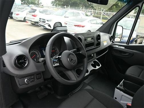 2026 Mercedes-Benz Sprinter 2500 170 WB