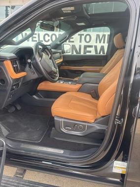 2023 Ford Expedition Platinum