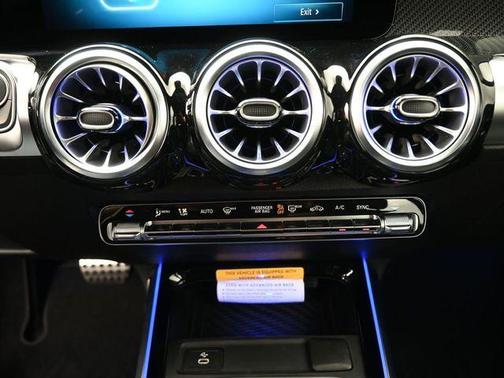 2026 Mercedes-Benz AMG GLB 35 Base