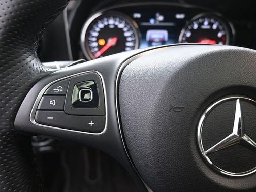 2018 Mercedes-Benz E-Class E 300