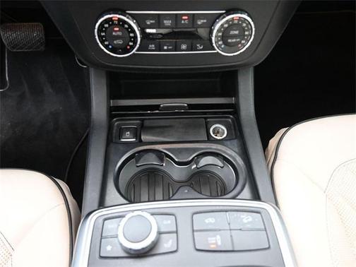 2015 Mercedes-Benz GL-Class GL 550 4MATIC