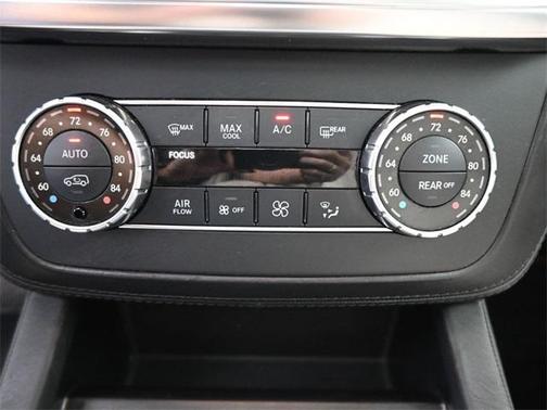 2015 Mercedes-Benz GL-Class GL 550 4MATIC