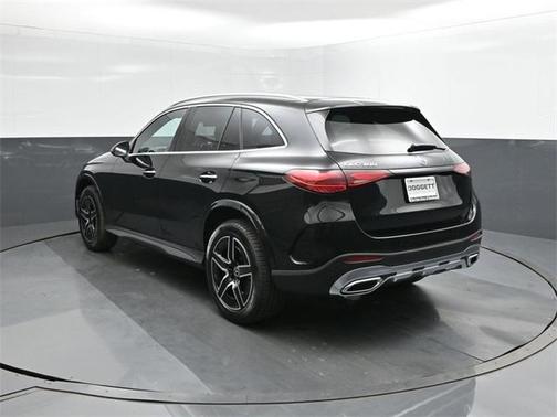 2026 Mercedes-Benz GLC 300 Base