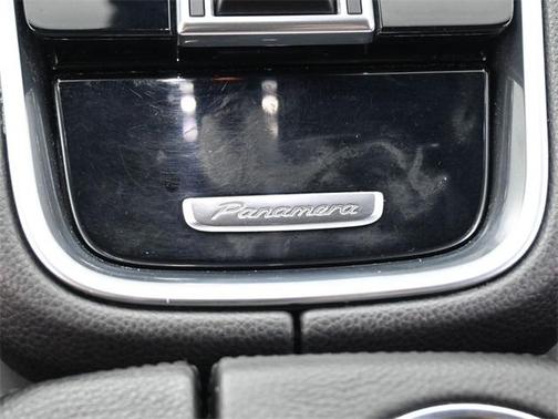 2018 Porsche Panamera 4S