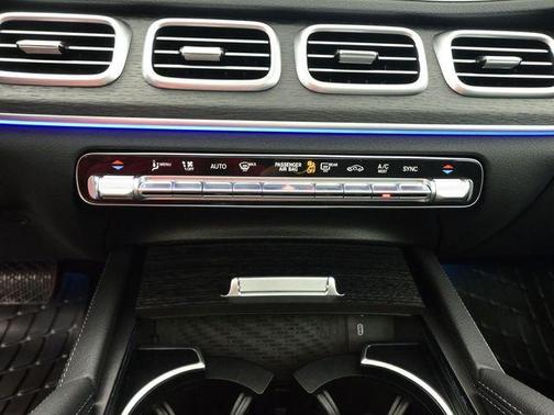 Black 2025 Mercedes-Benz GLE 350 Base