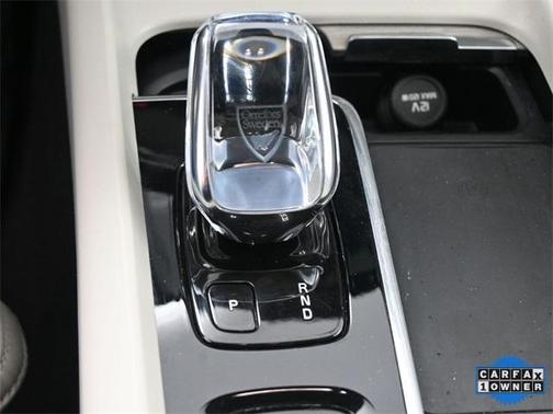 2022 Volvo XC60 B6 Inscription