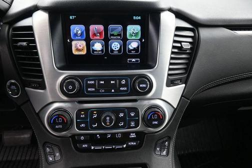Quicksilver Metallic 2019 GMC Yukon XL SLT