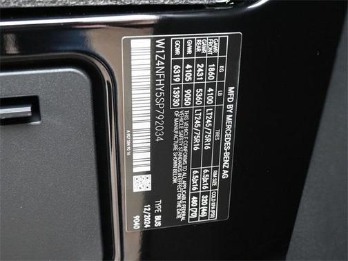 2025 Mercedes-Benz Sprinter 2500 144 WB Standard Roof Passenger
