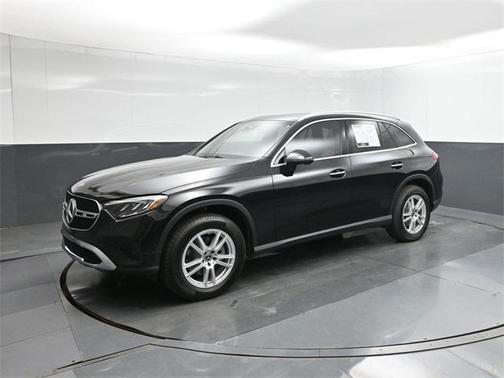 2025 Mercedes-Benz GLC 300 Base