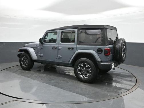 Anvil Clearcoat 2024 Jeep Wrangler Sahara