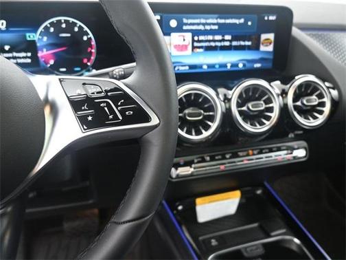 2025 Mercedes-Benz GLA 250 Base